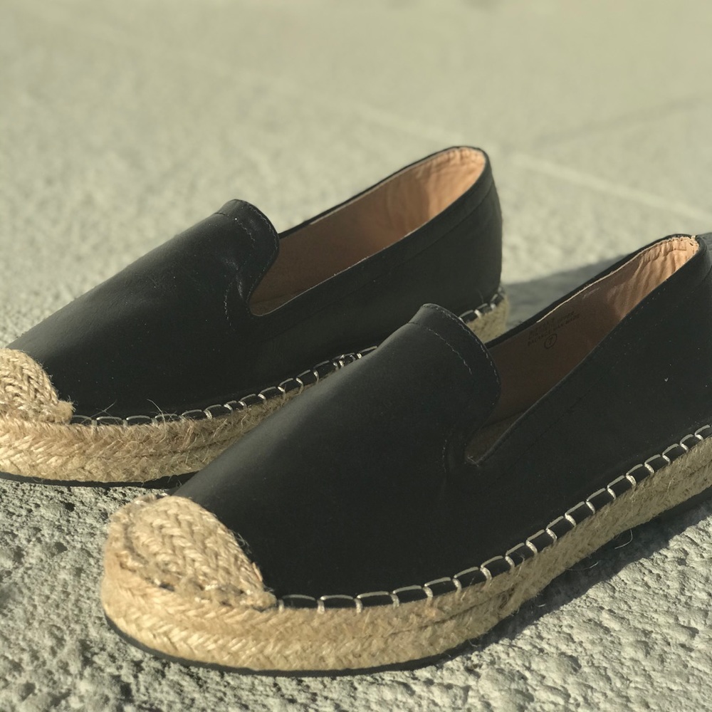 Shoes never worn